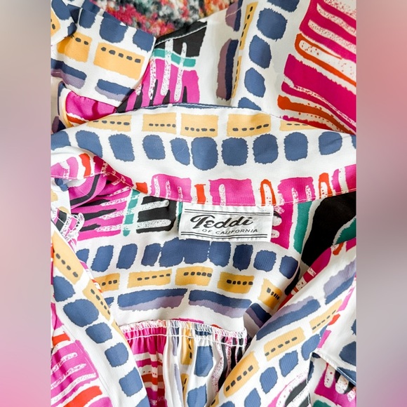 Vintage Patterned Button Up - Picture 6 of 6